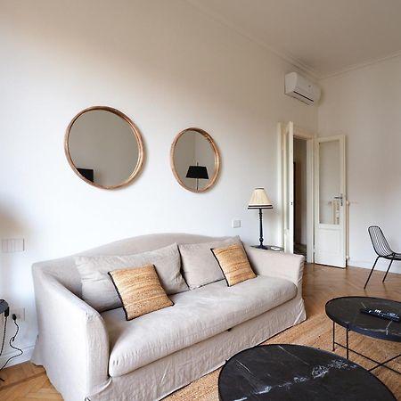 Adelaide Elegant Apartments Milano Eksteriør billede