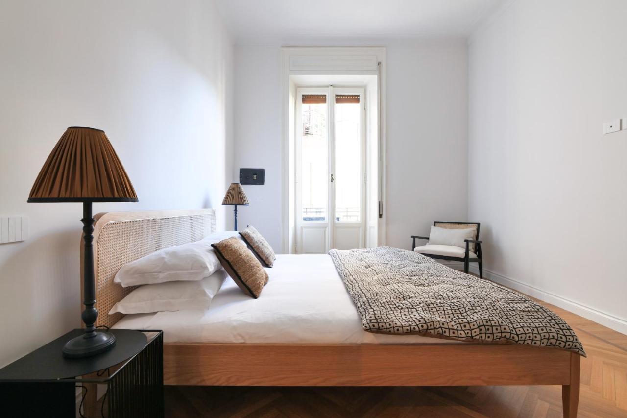 Adelaide Elegant Apartments Milano Eksteriør billede