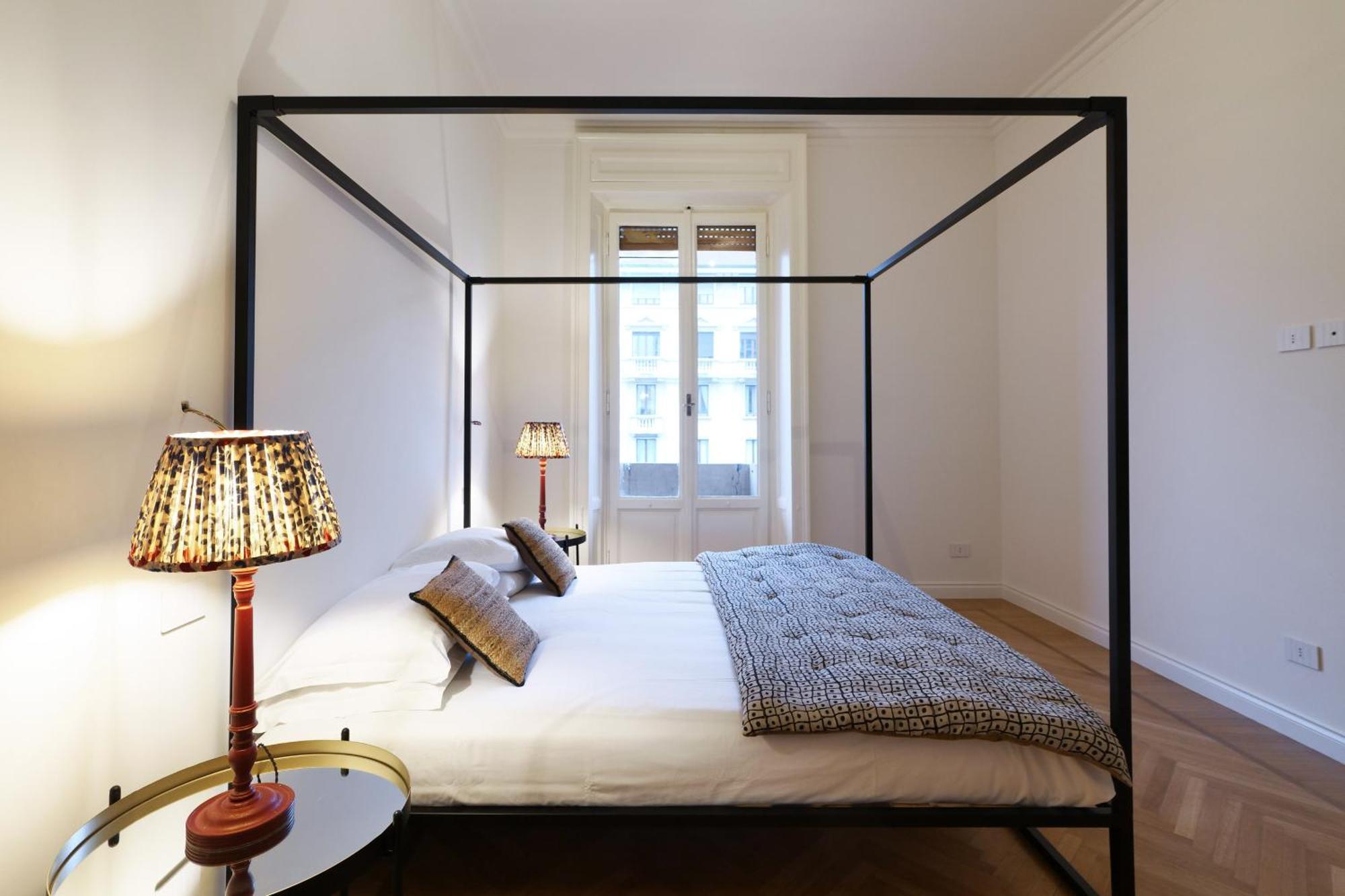 Adelaide Elegant Apartments Milano Eksteriør billede