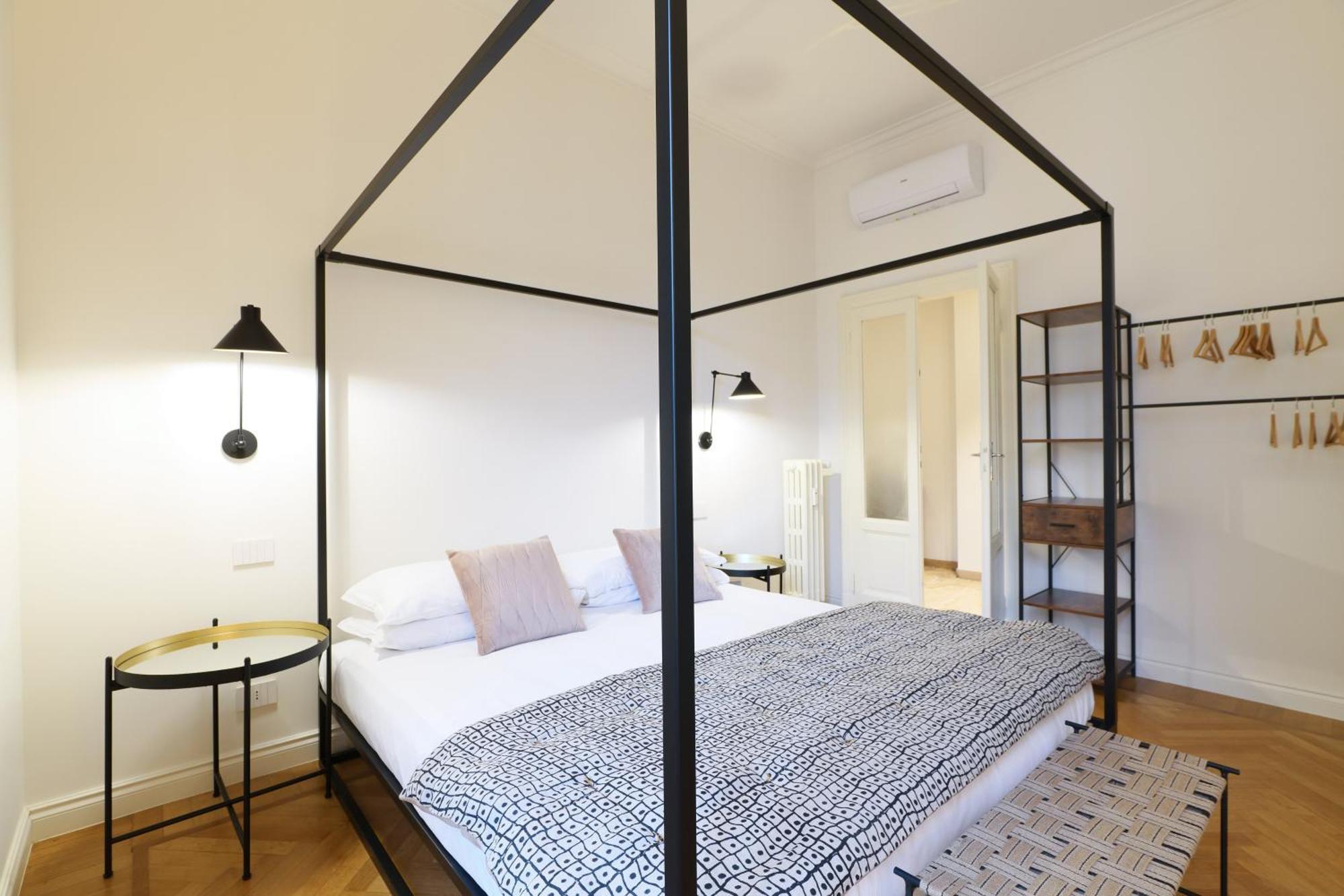 Adelaide Elegant Apartments Milano Eksteriør billede