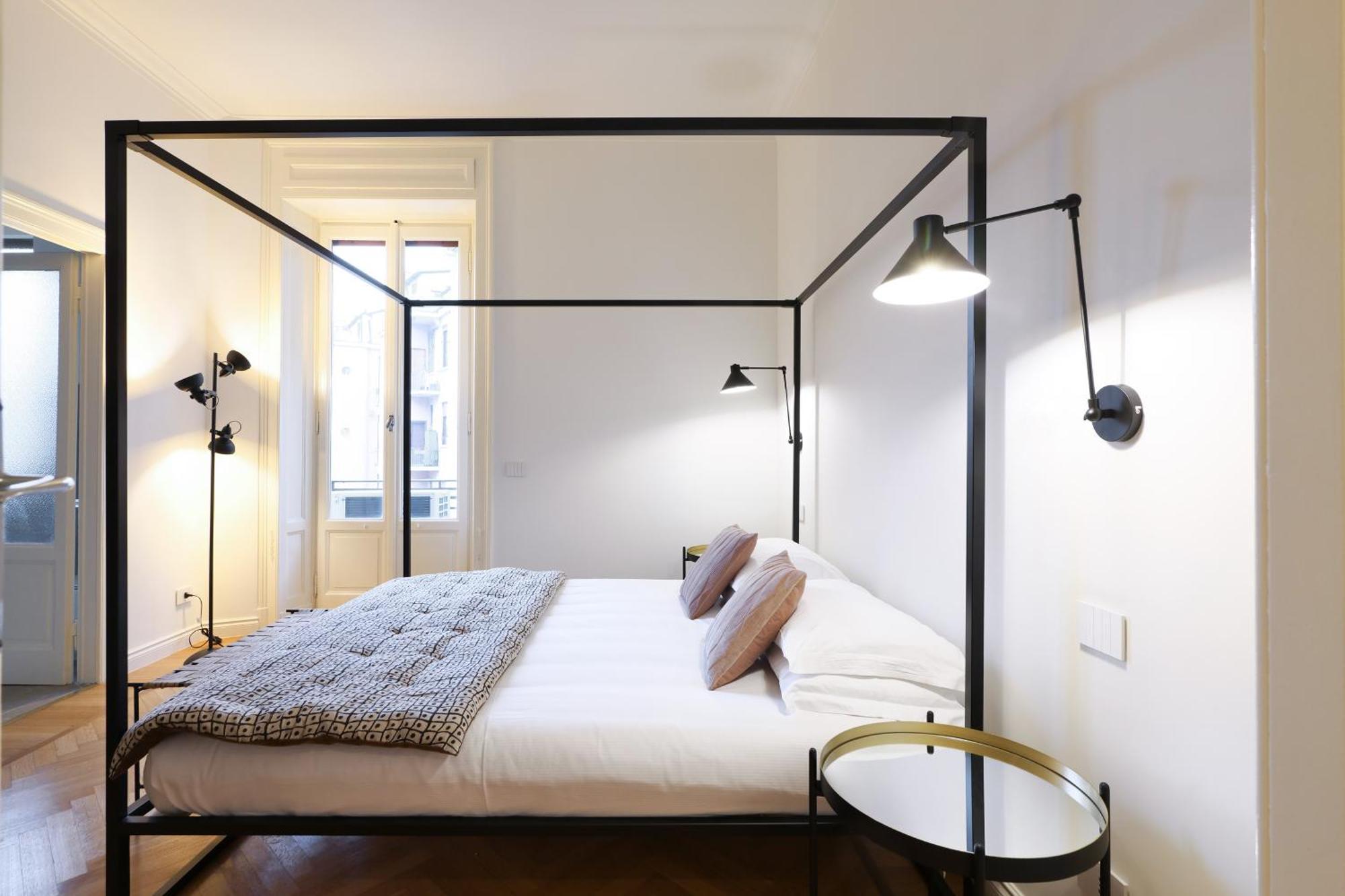 Adelaide Elegant Apartments Milano Eksteriør billede